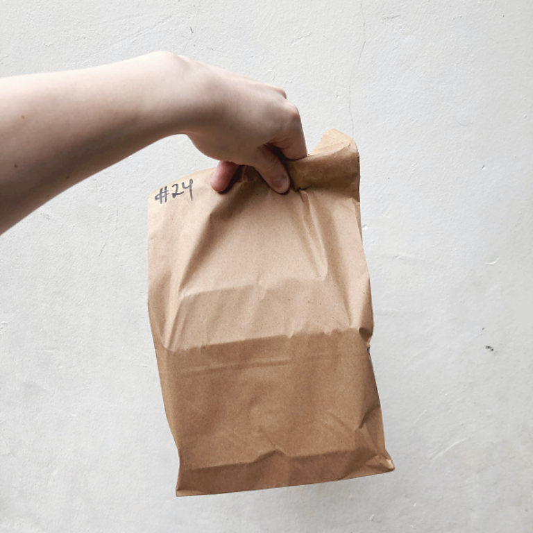 Convenient Pickup and Delivery for American Burger Favorites